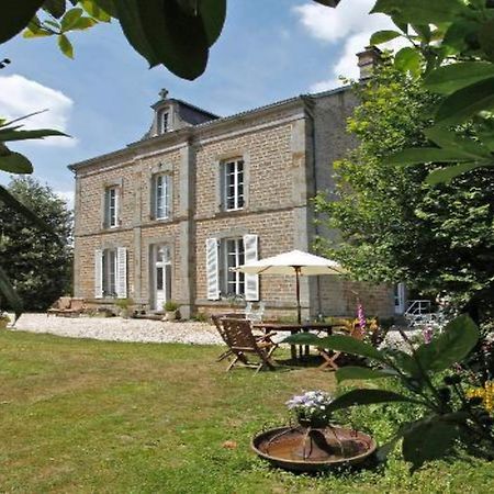 Le Presbytere Bed and Breakfast Saint-Bomer-les-Forges Buitenkant foto